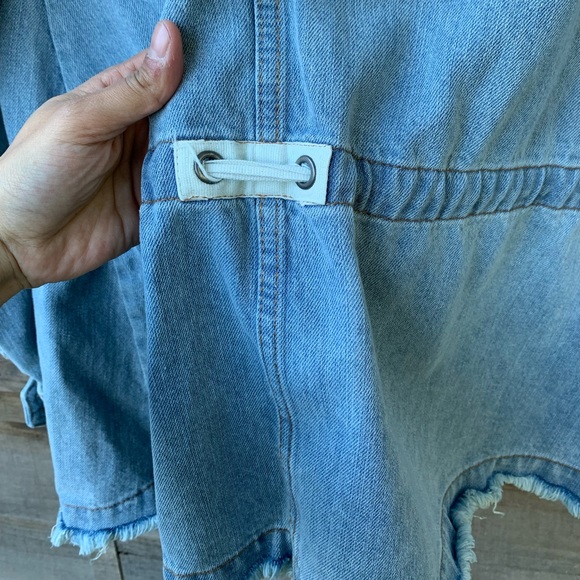 Free People oversized raw, flared hem denim jean jacket, adjustable cinch waist - Picture 11 of 16